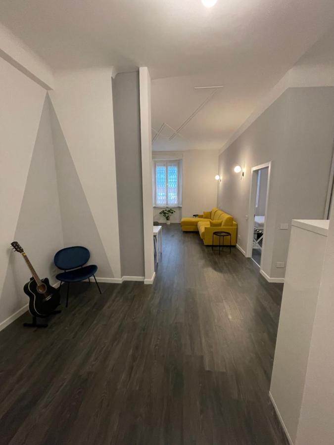 Centrale Apartment Milan Bagian luar foto